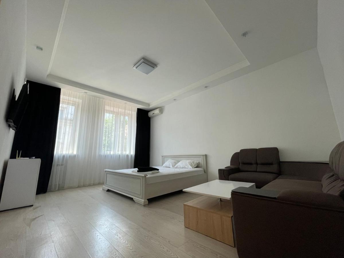 Vip Apartment Karl Marks Avenue Krivoy Rog Luaran gambar